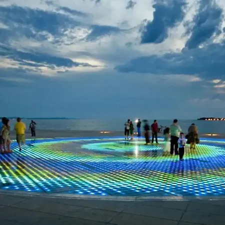 La Paulinas 扎达尔